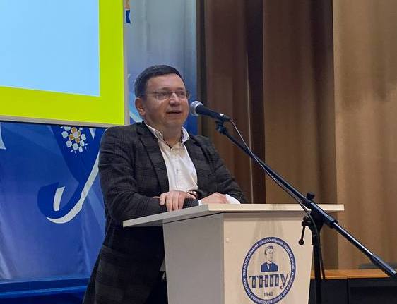 Вітальне слово ректора Б. Буяка